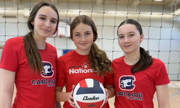 🏐 DIRECTION CALGARY : Le talent de Mont-Laurier brille aux Nationaux de Volleyball U15 !