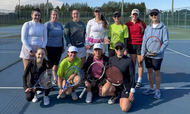 Du tennis, des sourires et une communauté au rendez-vous!